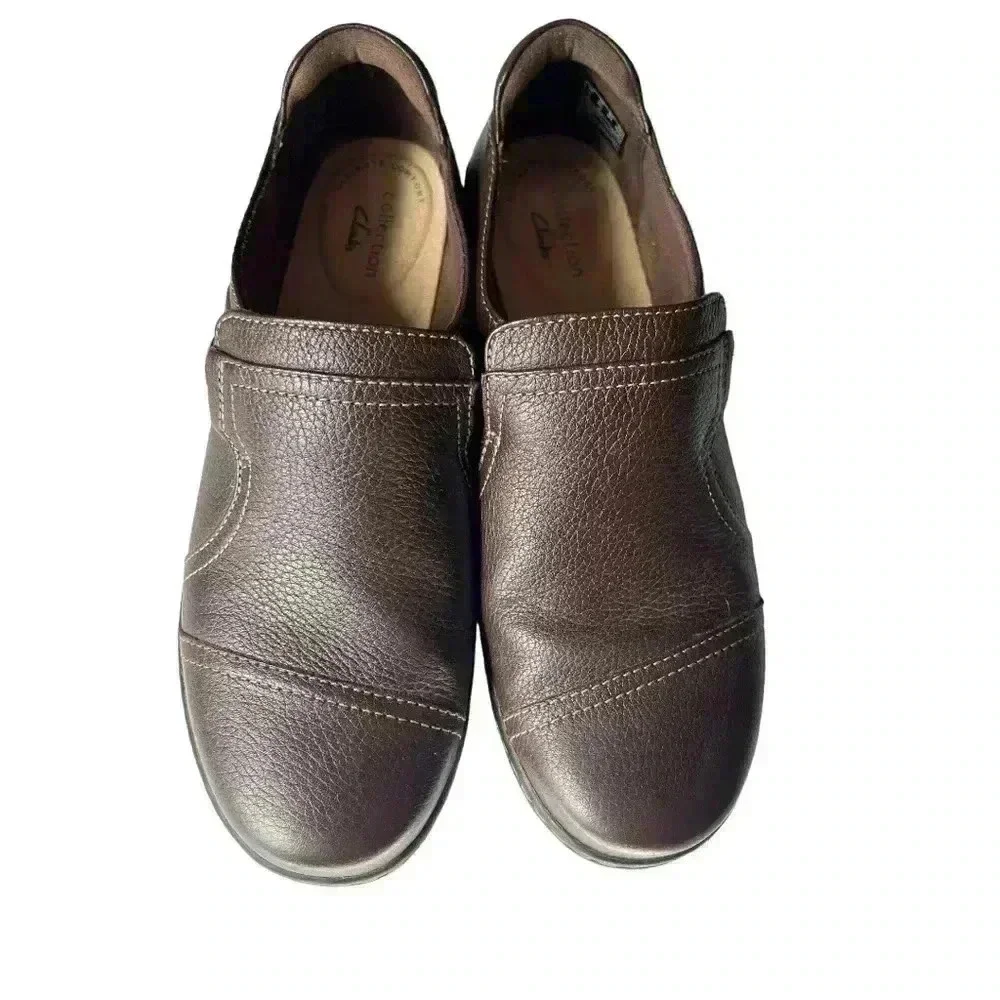 CLARKS - WOMENS CORA POPPY SHOES•BROWN GENUINE LEATHER FLATS•SIZE 61/2•